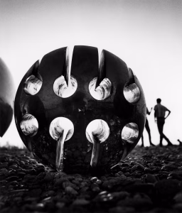 arnaldo pomodoro, rotanti sulle rive del ticino, 1968 01